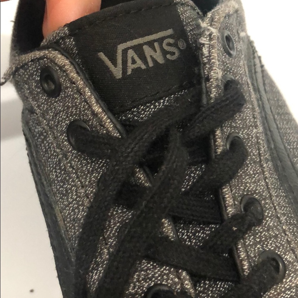 VANS ! - Picture 5 of 5